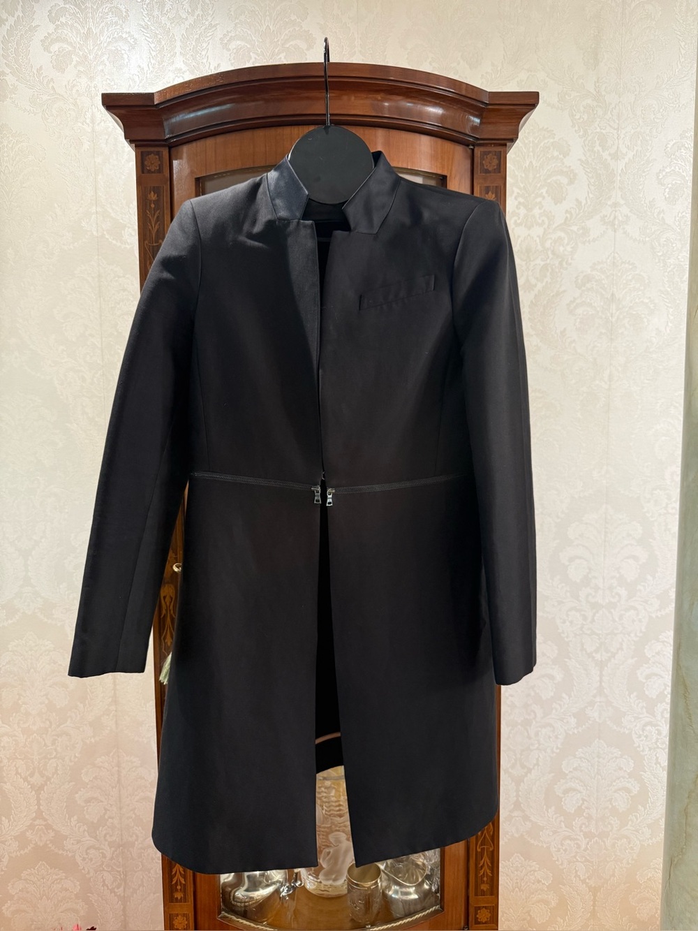 BCBGMaxAzria Elegant Black Outerwear